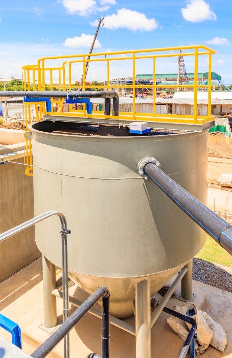 Sludge thickener tank in Water Treatment plant - Dynamix Agitators ...